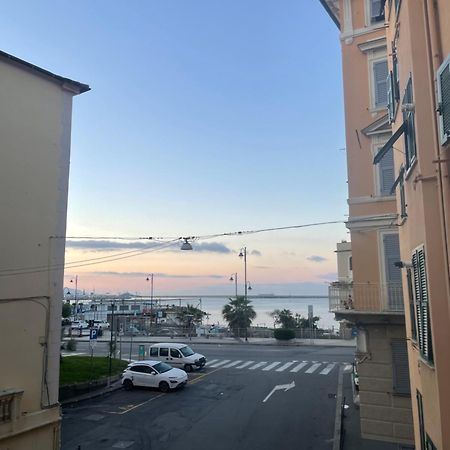 La Casetta A Due Passi Dal Mare Genua Exteriör bild