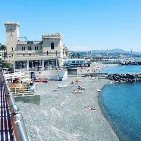 La Casetta A Due Passi Dal Mare Genua Exteriör bild